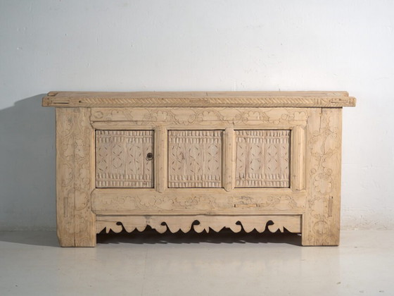 Antique carved sideboard in fir wood – China, circa 1930 (photo 25 of 40)