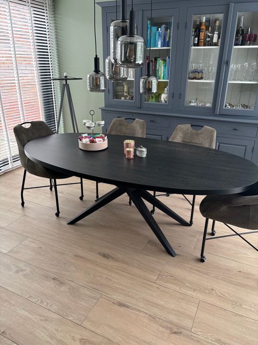 Oval table with 6 chairs