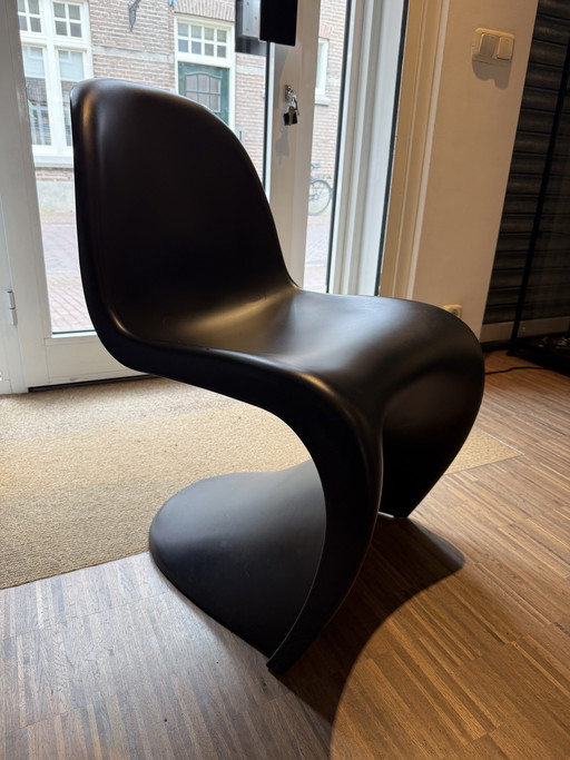 4 chaises Verner Panton Vitra noires
