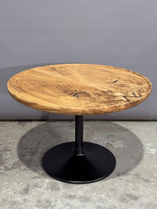Runder Couchtisch aus Eiche