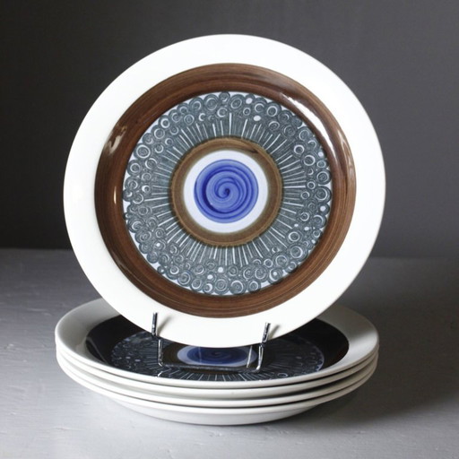 5 „Amanda“-Teller, entworfen von Christina Campbell für Rörstrand, Schweden, 1970er Jahre