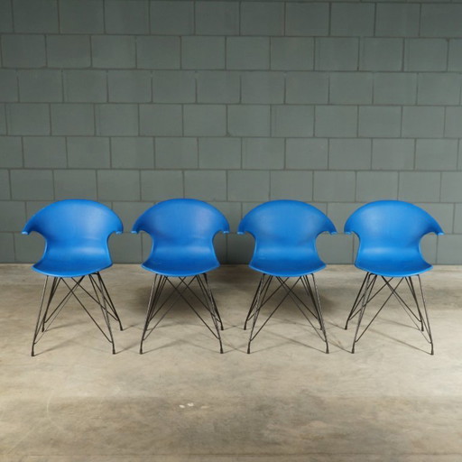 Vintage Blue Bucket Chairs – In the Style of Vitra Eames – eetkamerstoelen, Metal, Plastic