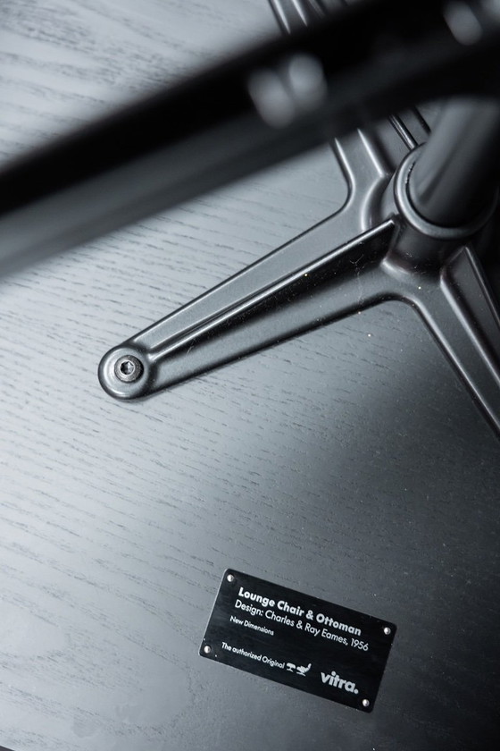 Image 1 of Poltrona Eames + pouf