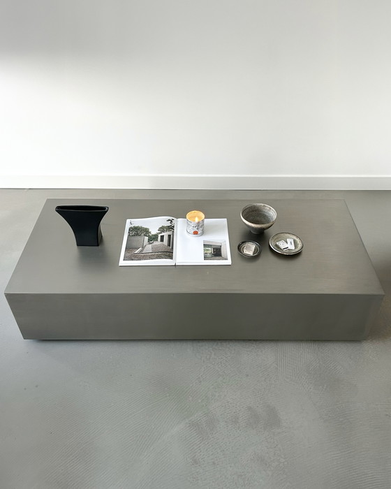 Image 1 of table basse en acier inoxydable