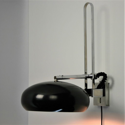 Lampada da parete pesante in stile Bauhaus, nera e cromata, anni '70/'80