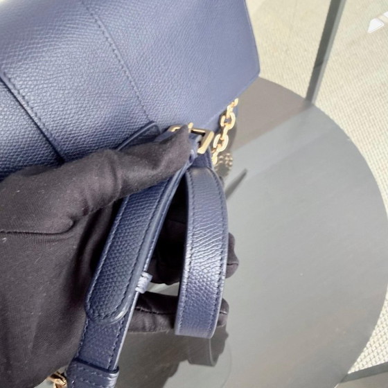 Image 1 of DIOR 30 MONTAIGNE MEDIUM - CAVIALE BLU SCURO CON FINITURE ORO