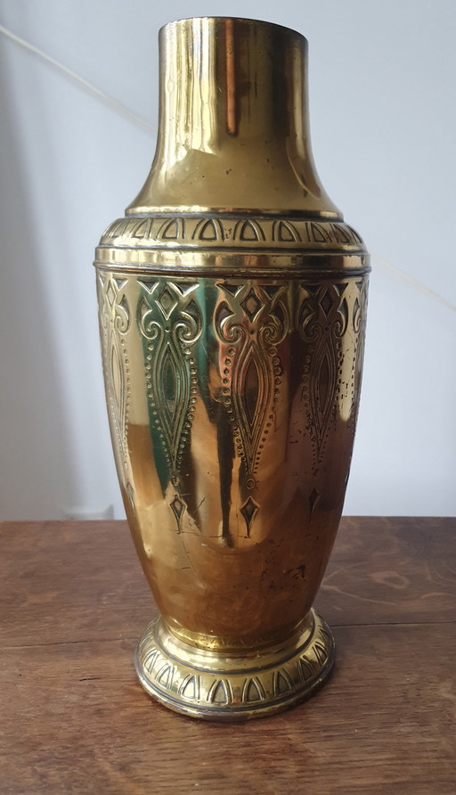 Jugendstil-Vase Daalderop KMD aus Messing