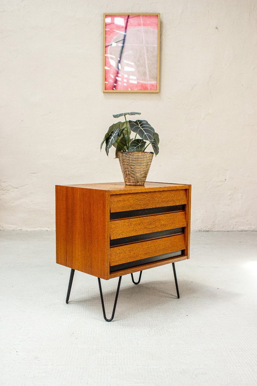 Vintage ladekast, dressoir, bijzettafel, teak, midden 20e eeuw – ladekasten, Wood