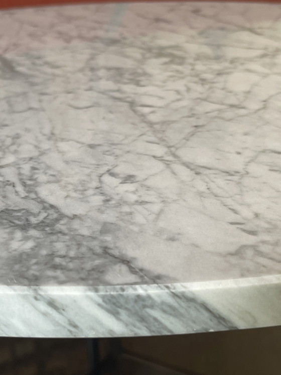 Image 1 of Leolux Tampa round coffee table double marble