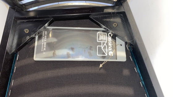 Image 1 of Cassina Hill House Chair, ontworpen door Macintosh, inclusief originele papieren en bewijs van originaliteit. Lichte schade. Noo