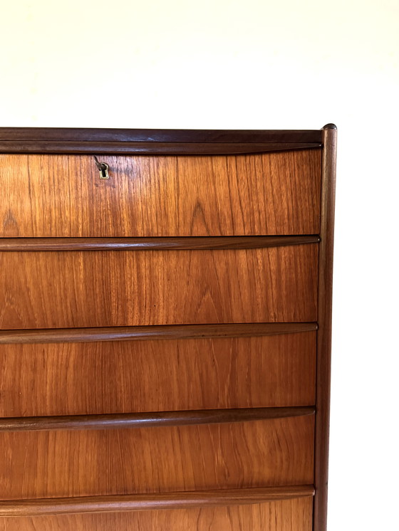 Image 1 of Vintage XL Danish chest of drawers '60