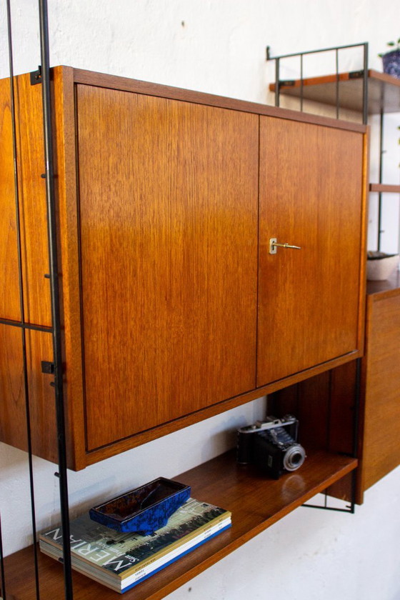 Image 1 of Mensola vintage in teak, mensola a muro, credenza, metà del XX secolo, anni '60