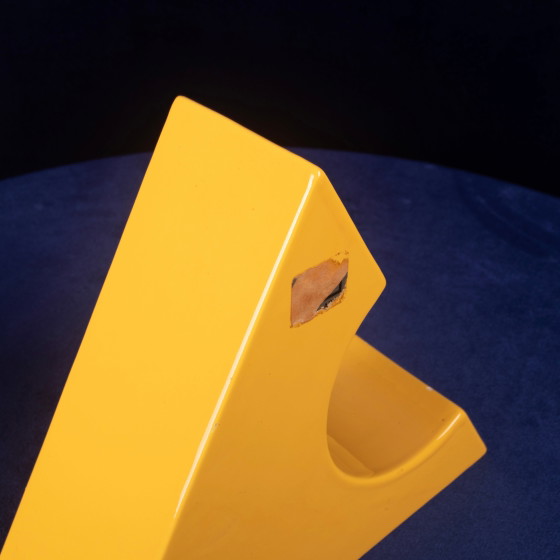 Vaso Scultoreo Italiano Giallo in Ceramica Smaltata Space Age, Anni '70 – Vasi (photo 21 of 21)