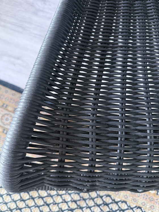 Image 1 of Set van 4 Tecta D20 sledestoelen - zwart wicker & parelchroom