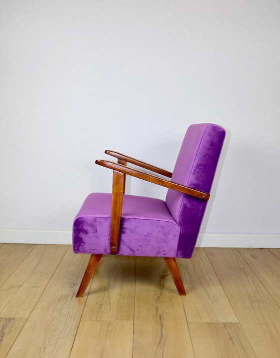 Image 1 of Vintage loft fauteuil van paars fluweel - 2 stuks beschikbaar
