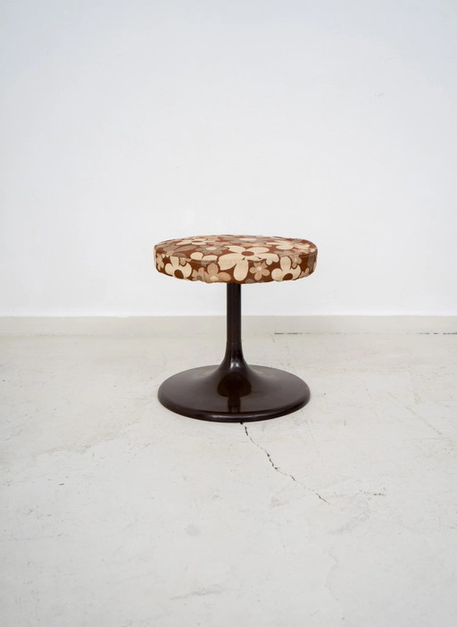 Tabouret fleur des années 60