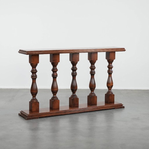 Klassieke side table/ balustrade/ haltafel uit de 20e eeuw