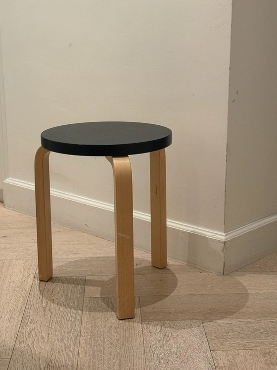 Artek blau – Hocker, Holz (photo 3 of 4)
