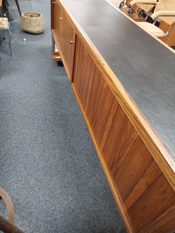 Image 1 of 1 x BUS möbel 1980's  roomdivider lowboard met zwart lederen bovenblad 2 zijdig 200 x 46 x 64cm 