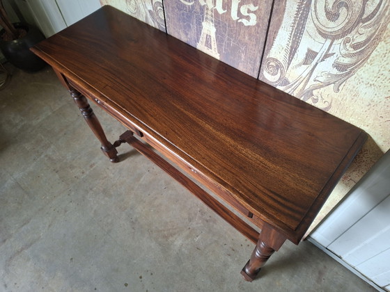 Classic mahogany side table, console table, hall table, light signs of use consistent with age, dimensions (photo 5 of 5)