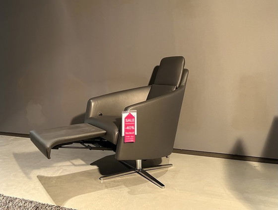 Boss – ipdesign, Adjustable recliner chair (photo 6 of 7)