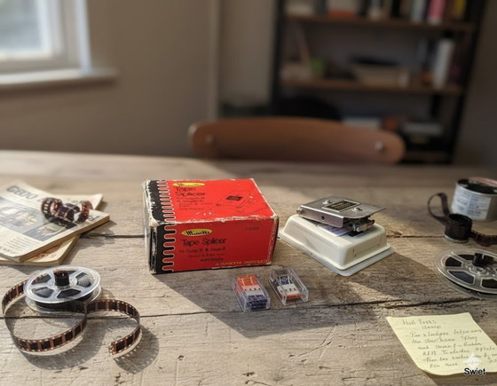 Image 1 of 2238 Minette Tape Splicer Super 8 Single 8 film with box