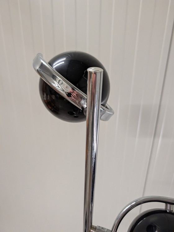 Vintage-style Space Age Floor lamp with three adjustable black eyeball spots – Floor lights, Metal, Chrome (photo 4 of 6)