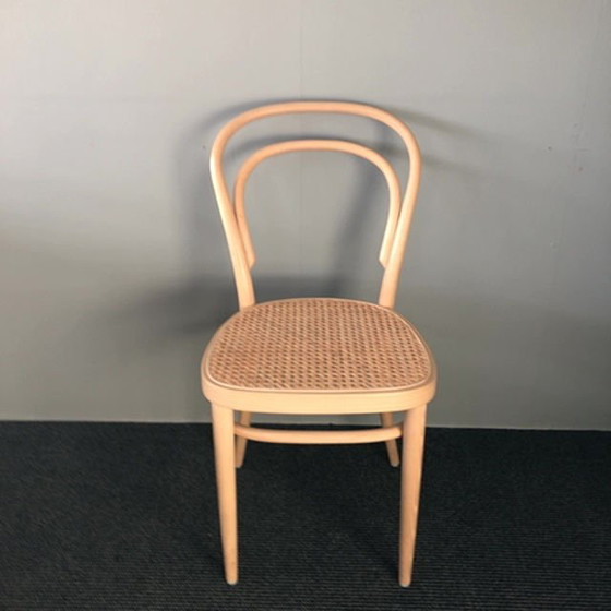 Image 1 of Thonet 214 eetkamerstoel