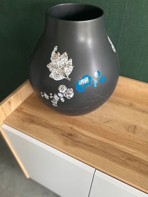 Hella Jongerius vaas zwart