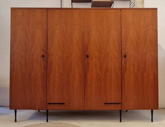 Mid Century Kleiderschrank – Kleiderschränke, Holz (photo 3 of 24)