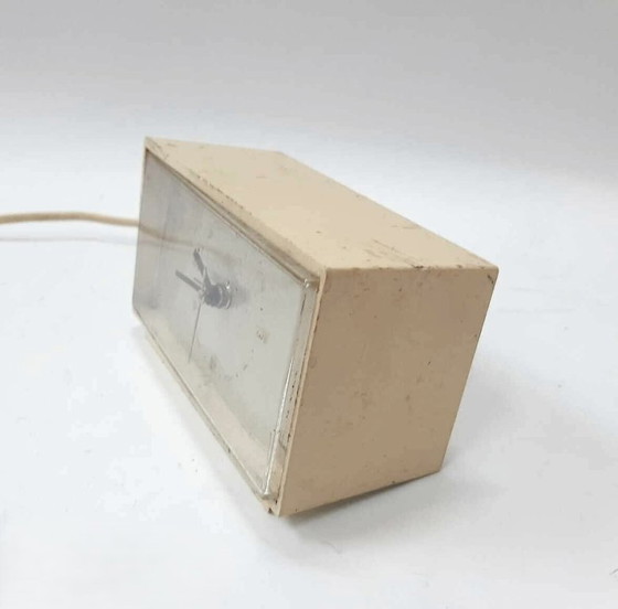 Image 1 of Vintage 1970s, Siemens type MU 1000 electric clock