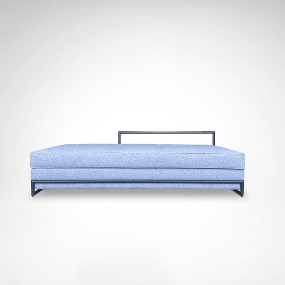 Day Bed by Eileen Gray in Black Metal and Kvadrat Wool Fabric for Classicon – Chaise longue (photo 4 of 11)