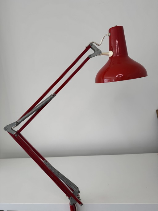 Vintage Red Articulated Architect Desk Lamp with Original Clamp – 1970s/1980s