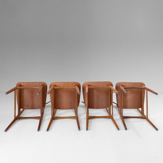 1x Scandinavische houten eetkamerstoelen in de stijl van Hans Wegner, set van vier – Wood, Mid Century Modern (photo 6 of 13)