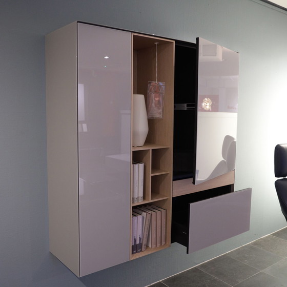 Image 1 of Spectral Ameno hangkast