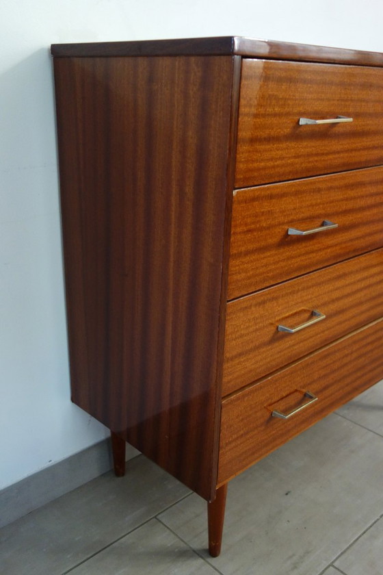 Image 1 of Vintage houten ladekast met 4 lades