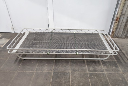 Cama basculante Auping Arielle, diseño de Wim Rietveld – daybeds, Metal (photo 2 of 7)