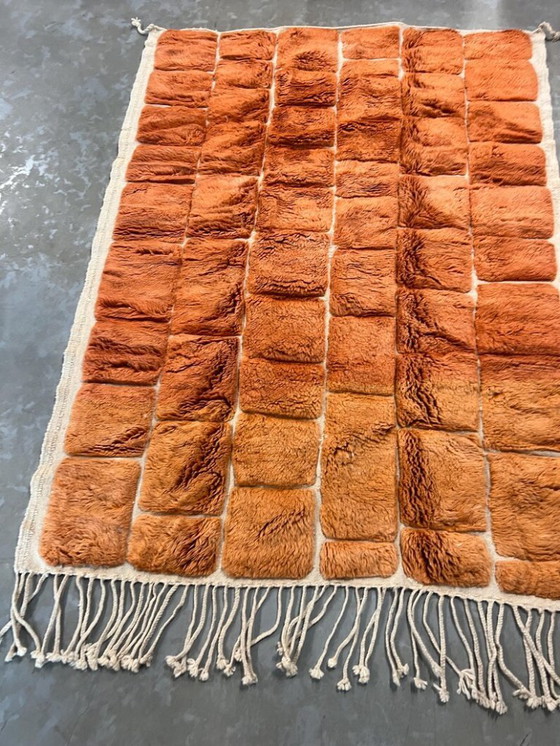 Image 1 of Tapis marocain artisanal décoré 250cmx150cm 