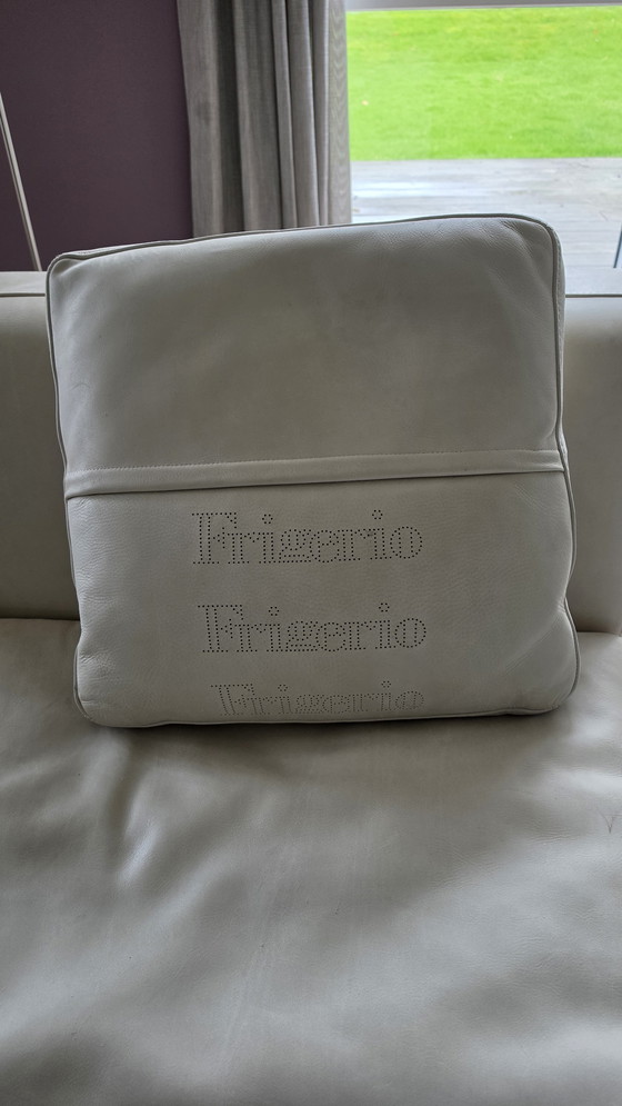 Image 1 of 2x Chaise Longue in pelle bianca, Frigerio moderno e confortevole