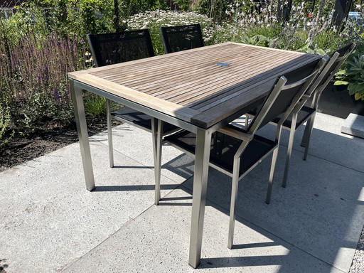 Tuintafel met stoelen