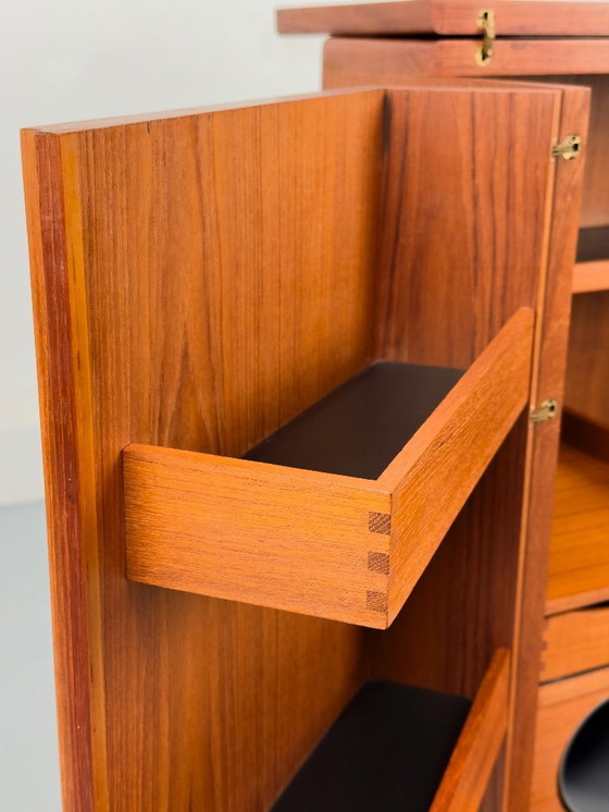 Image 1 of Mueble bar de teca de Illum Wikkelsø para CFC Silkeborg, años 60