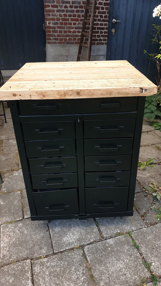 Image 1 of Cassettiera industriale/isola da cucina/banco da lavoro