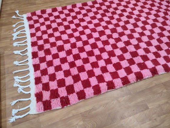 Image 1 of Handgeknüpfter Naturwollteppich, rot und traditionell rosa, 150/250 cm