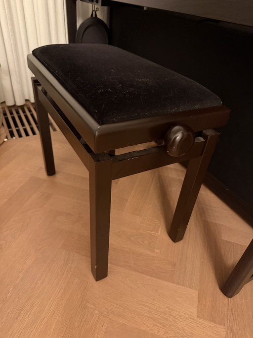 Uitstekende Roland XL705-DR piano - palissanderhout