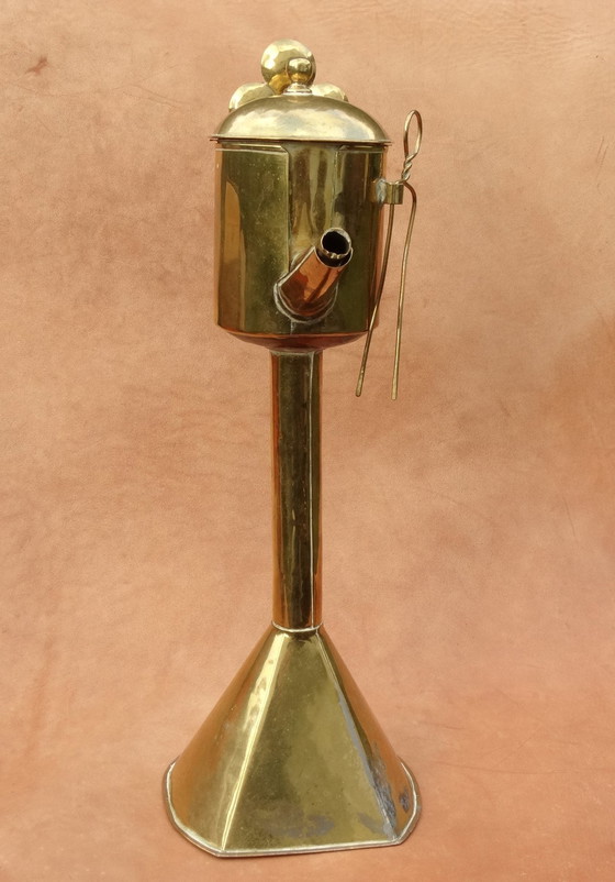 Image 1 of Walvisolielamp, antieke messing lamp uit de walvisvaart, circa 1850, functioneel