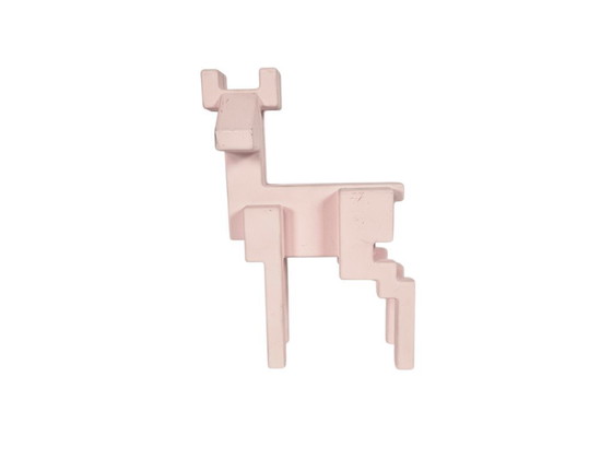 Image 1 of Ikea - Monica Mulder - cervo rosa a 8 bit - alluminio rivestito - 2000