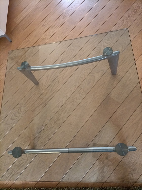 Image 1 of Tavolino da caffè in vetro Leolux con base in alluminio. Qualche graffio sul piano.