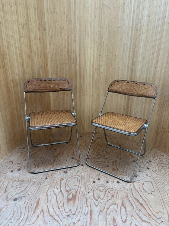 Image 1 of Italienische Plia-Stühle aus Rattan und Chrom von Piretti für Castelli, 1970er Jahre, 2er-Set