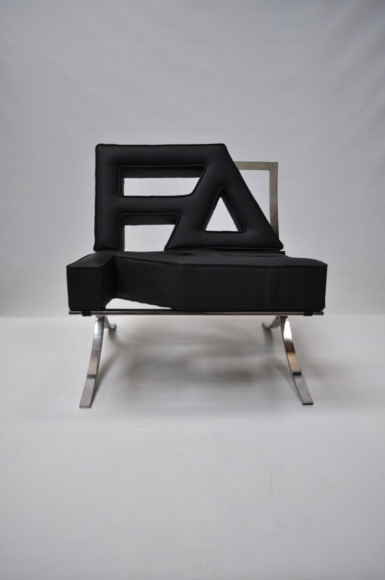 Image 1 of FALSO — Intervento su un'icona**