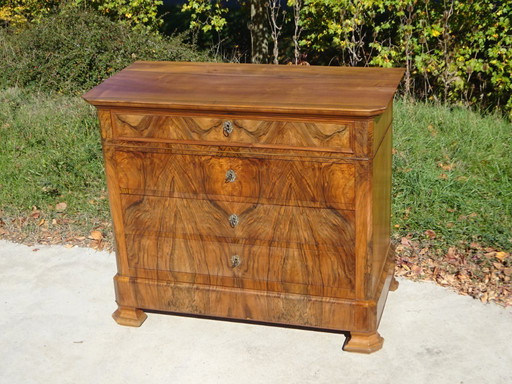 Commode Louis Philippe en noyer et ronce de noyer